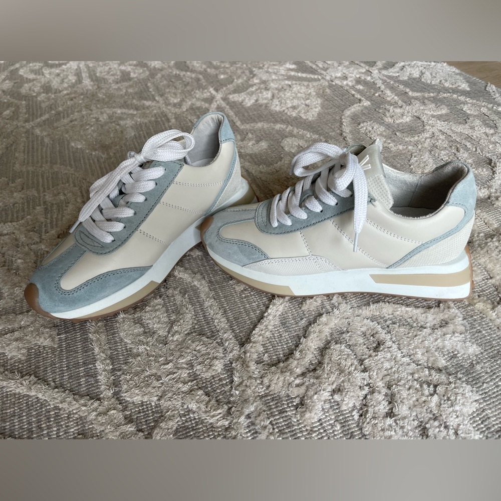Via Vai Women’s Sneakers